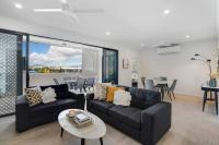 City Escape at Loft Apartments - Cairns CBD - B&B Cairns