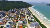 #005 Casa 2 minutos a pé da praia de Palmas - Ferienwohnung Governador Celso Ramos
