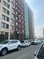 Уютная квартира рядом с Байтереком - B&B