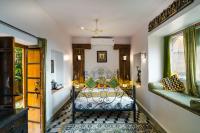 Chambre Lit Queen-Size avec Balcon