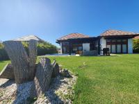 Espectacular Villa Tropical de 2 hab/ con Piscina Privada y BBQ - B&B Punta Cana