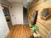 Stunning Brighton Seaside 2-Bedroom Townhouse with Patio, Sleeps 6 - B&B