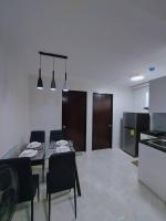 2BR Condo near Oakridge&IT Park w/WI-FI&Netflix - B&B Mandaue City