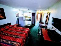 Deluxe Queen Suite