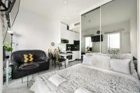 Wola Chic Luxury Studio by BookingHost - Ferienwohnung Warschau