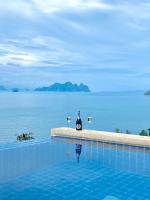 Stunning 5 bedrooms Villa with Panoramic Sea View - Chambres d’hôtes
