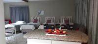 B&B Polokwane - DeLutz Overnight Room 3 - Bed and Breakfast Polokwane