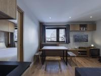 Charmant 3 Pièces avec Parking, Wifi, et Proche Remontées à Val d'Isère - FR-1-567-90 - B&B