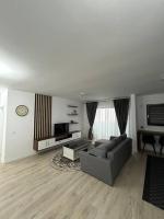 Apartament 3 camere zona Areni complex nou - Chambres d’hôtes