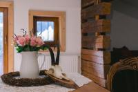 Three-Bedroom Apartment with Shower