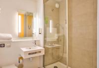 B&B HOTEL Paris 17 Batignolles