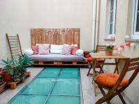 Porto Main Square Penthouse Apartment - B&B Oporto