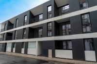Modern apartment with balcony and free parking - B&B