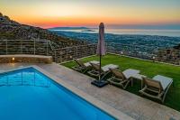 Apartment Lia with private eco pool - Amazing view - B&B Chionato