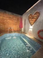 56 Glory 3min to beach private swimming pool Steamboat - B&B Port Dickson