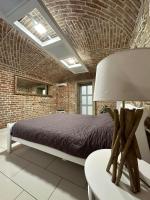 B&B Chernivtsi - 2х кімнатний Loft на площі Філармонії - Bed and Breakfast Chernivtsi