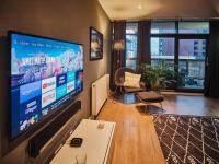 Glasgow, Finnieston Luxury 2 Bed with parking, e-check in, hi-fi - B&B Glasgow