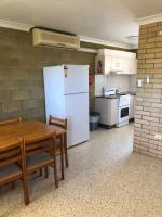 Unit 6 Pattison - B&B Emu Park