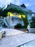 Athina Studios - Chambres d’hôtes Laganás