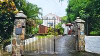 Two Bedroom Villa with Private Pool Near to Beaches - Date House villa - Bed and Breakfast Bois d’Orange