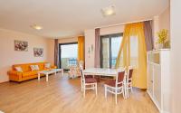 B&B Pomorie - Pomorie Seafront Apartments - Bed and Breakfast Pomorie
