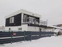 4 Bedroom House with Playground, BBQ & Free Parking - B&B Riga