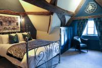 Standard Double Room with Bath Ensuite