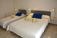 Camera Tripla con Bagno in Comune