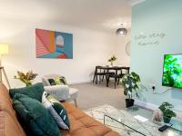 Luxury 2 Bedroom City Centre Apartment - Secure Parking - Amazing location! - B&B Canterbury