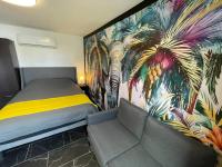 Your Tiny Downtown Home with Backyard Unit D - Chambres d’hôtes Phoenix