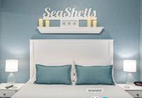 Seashells Getaway - Boat Slip, Ramp, Pool - B&B Marathon