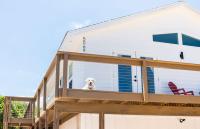 Bright New Beach House with In- Law Suite -- 2 blocks to beach! - B&B Saint Augustine
