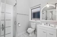 Urban Studio, Steps From Fremantle's Heart - B&B