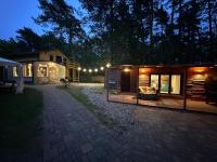 House By The Sea With Hot Tub - Bed and Breakfast Riga