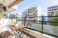 Radiant Retreat in Paleo Faliro by UPSTREET - B&B Athens