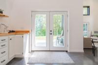 Secluded, Unique, Modern, Mountain Home Near River! - Bed and Breakfast Meadows of Dan