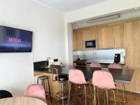Amazing Huge Bright full 3BDR apt inAcropolis - B&B Atenas
