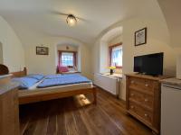 Kamer met Kingsize Bed en Uitzicht op de Tuin