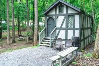 Tiny Home Cottage Near the Smokies #4 Stella - B&B