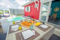 Villa cosy avec piscine, jacuzzi et sauna VILLA SAADA - B&B