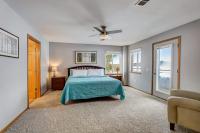 WFC III Adults or Families Lakefront View - B&B