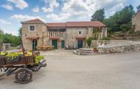 Villa Brkic with large private pool and playground - B&B Brkići