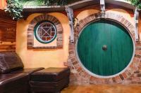 The Hobbit House, Fantasy comes Home! - B&B Russellville