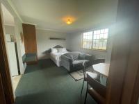 Bridport Bay Inn - Bed and Breakfast Bridport