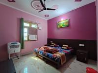 Ratan Homestay - B&B