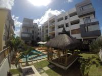 B&B Flic en Flac - Modern 3 Bedroom Apartment: 7min walk to the beach - Bed and Breakfast Flic en Flac