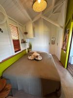 Bungalow, gîte les fleurs du colibri - Ferienwohnung Village