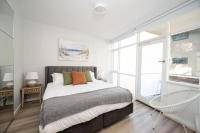 WEST BEACH St Kilda, Acland St, Luna Pk Car - B&B Melbourne