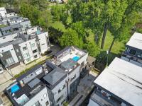 906 Westbrook B City Views Rooftop Hot Tub and Short Walk to Stadium - Chambres d'hôtes Charlotte
