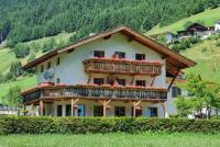 B&B Gries im Sellrain - Gästehaus Landhaus Tyrol - Bed and Breakfast Gries im Sellrain